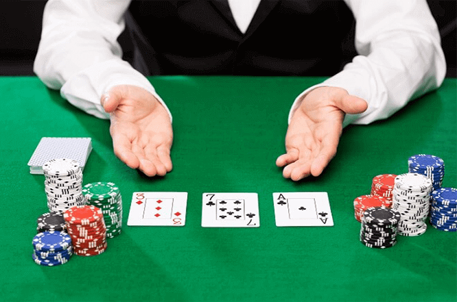 crupier de blackjack en casinos en vivo
